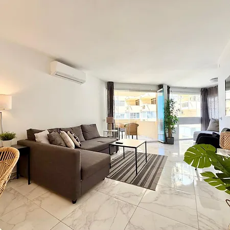Marina Views Beachfront Center - Eaw Homes