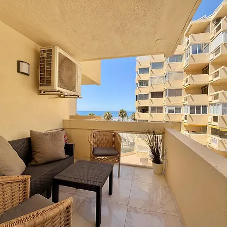 Marina Views Beachfront Center - Eaw Homes דירה